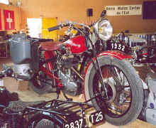 Morvillard_2004_Peugeot-gazo.jpg (62348 octets)